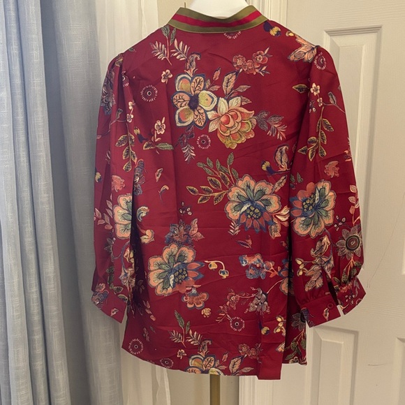 NEW Umgee Burgundy Floral Blouse with Red Green Trim Sz M but fits small - Picture 3 of 7